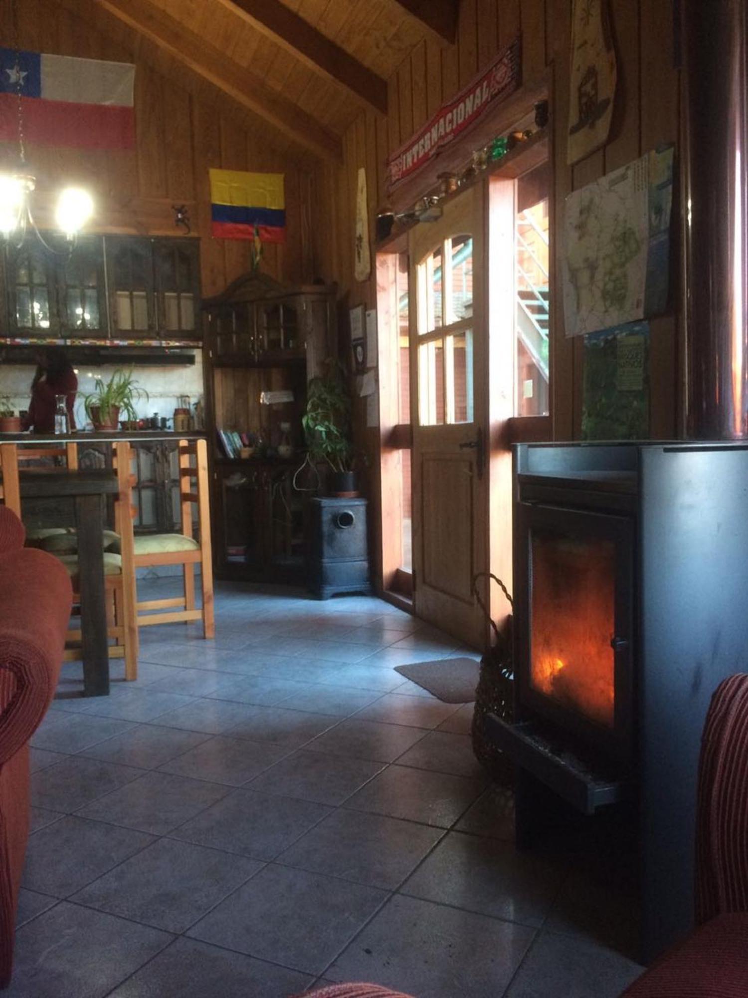 Hostal El Nogal Pucon Exterior photo